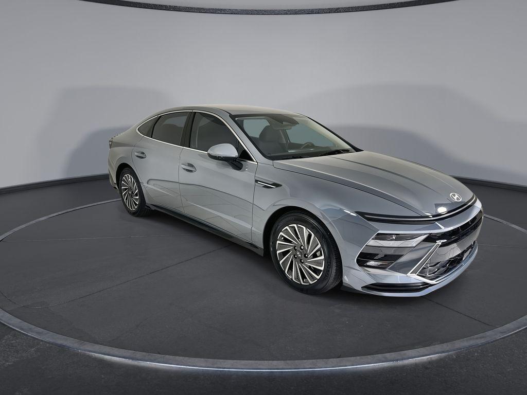 Thumbnail: 2025 Hyundai Sonata - 2