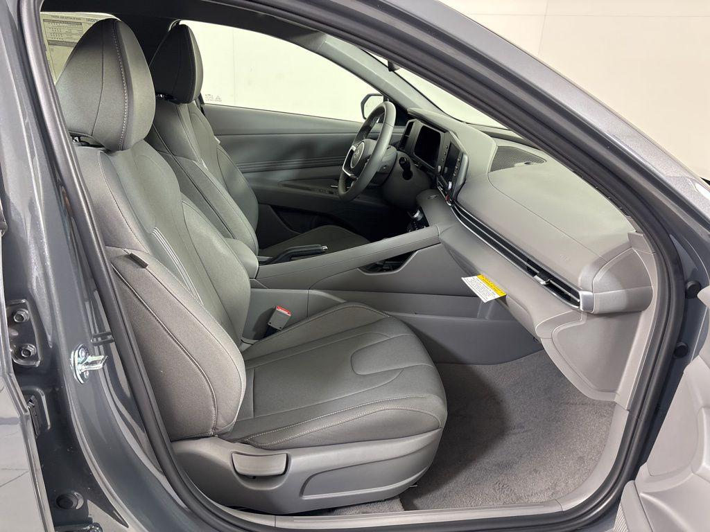 Thumbnail: 2026 Hyundai Elantra - 12