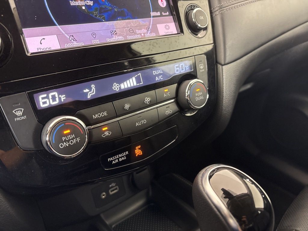 Thumbnail: 2018 Nissan Rogue - 35