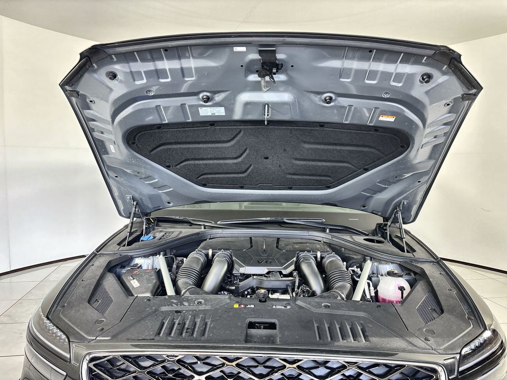 2026 GENESIS GV70 Sport Advanced - Photo 18