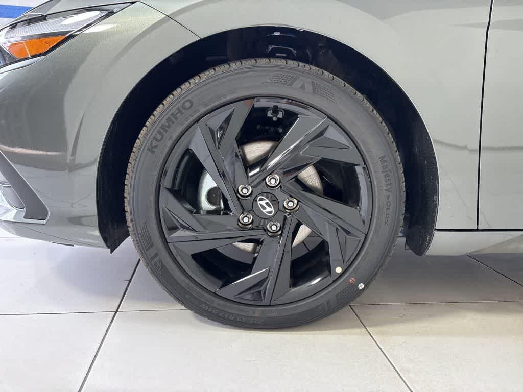 Thumbnail: 2026 Hyundai Elantra - 9