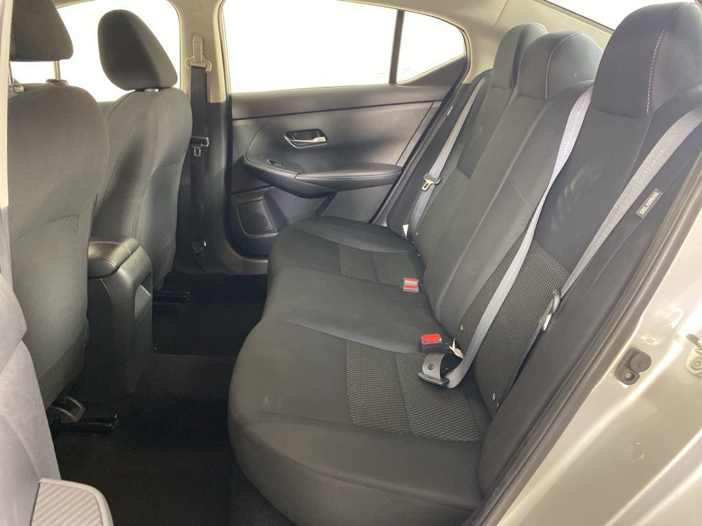 Thumbnail: 2022 Nissan Sentra - 17