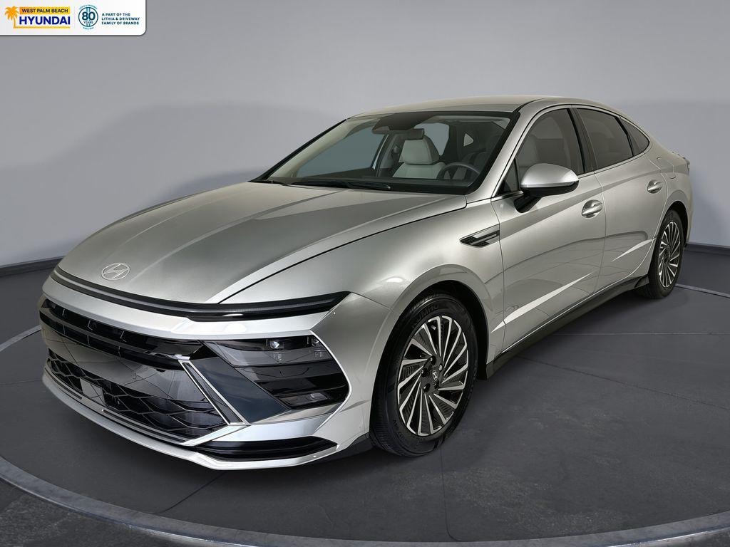 Certified 2025 Hyundai Sonata Hybrid SEL Sedan