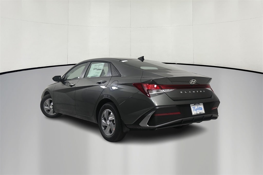Thumbnail: 2025 Hyundai Elantra - 5