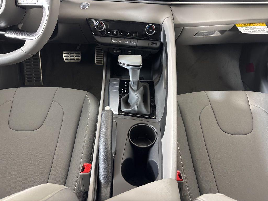 Thumbnail: 2026 Hyundai Elantra - 22