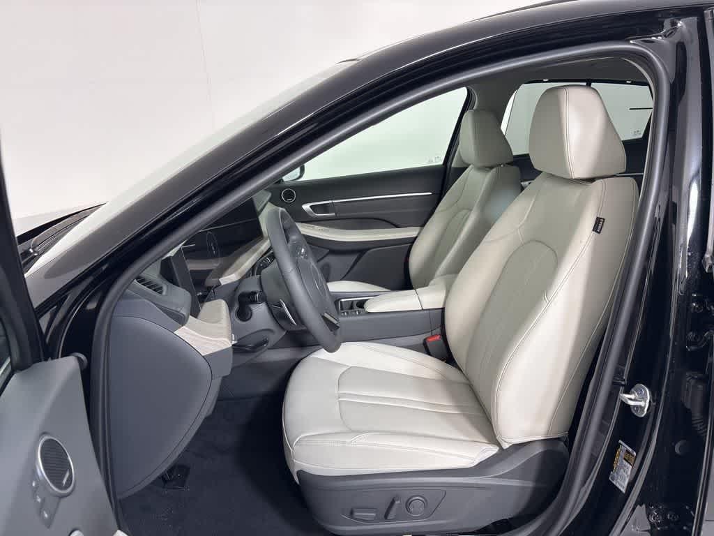 Thumbnail: 2025 Hyundai Sonata - 15