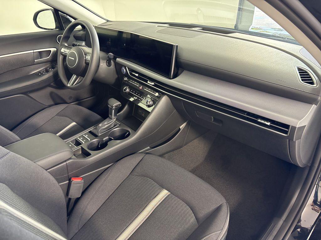 Thumbnail: 2026 Hyundai Sonata - 13