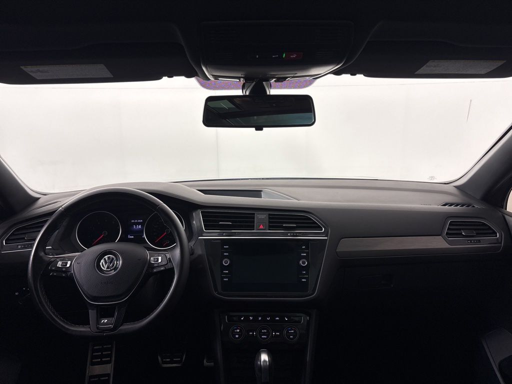 Thumbnail: 2020 Volkswagen Tiguan - 20