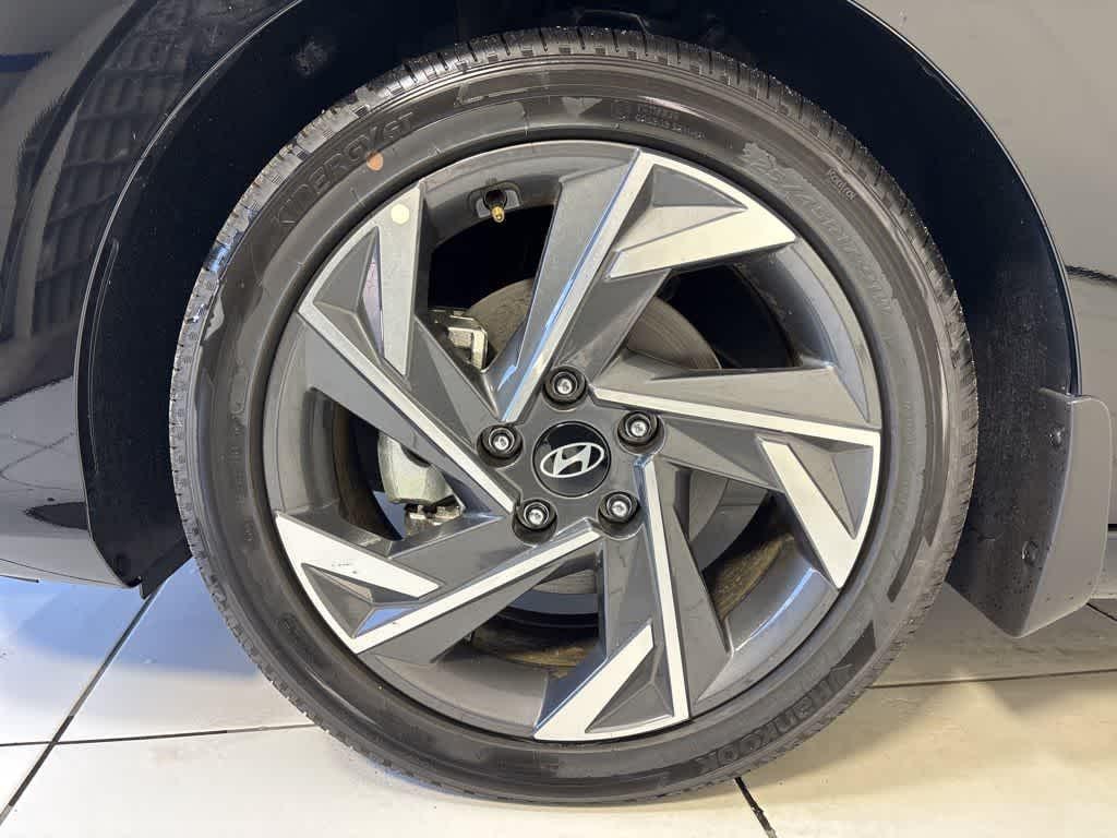 Thumbnail: 2025 Hyundai Elantra - 9