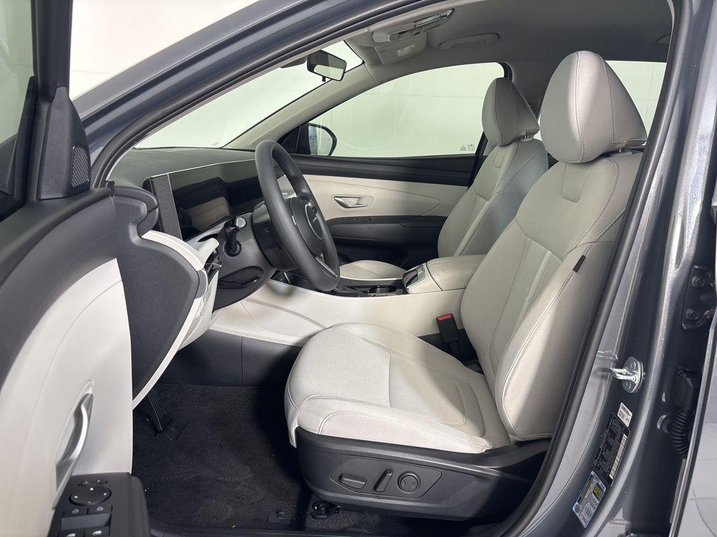 Thumbnail: 2026 Hyundai Tucson - 14