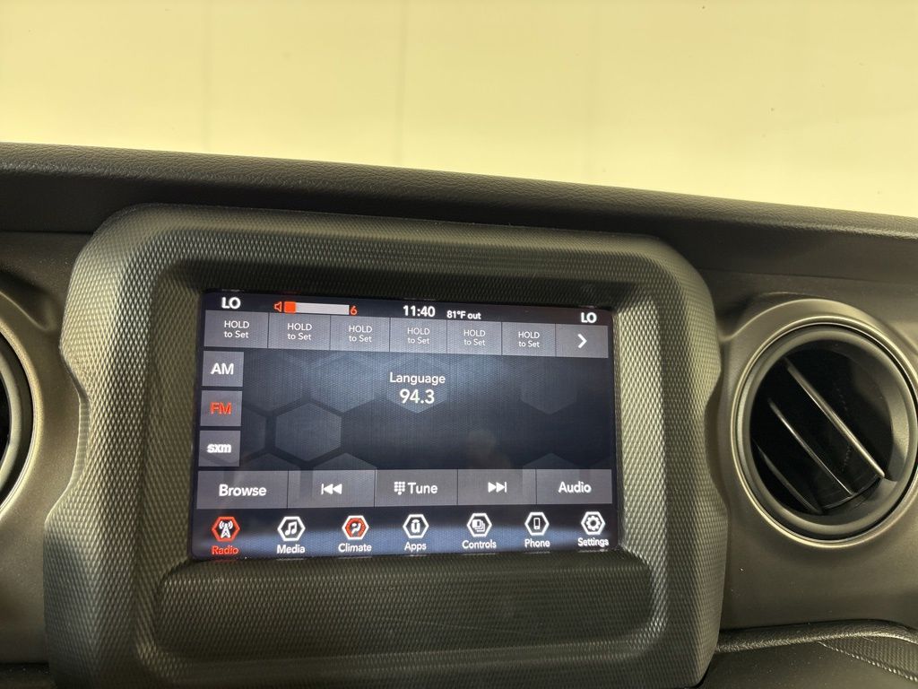 Thumbnail: 2021 Jeep Wrangler - 24