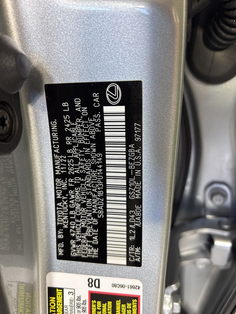 Thumbnail: 2023 Lexus ES - 10