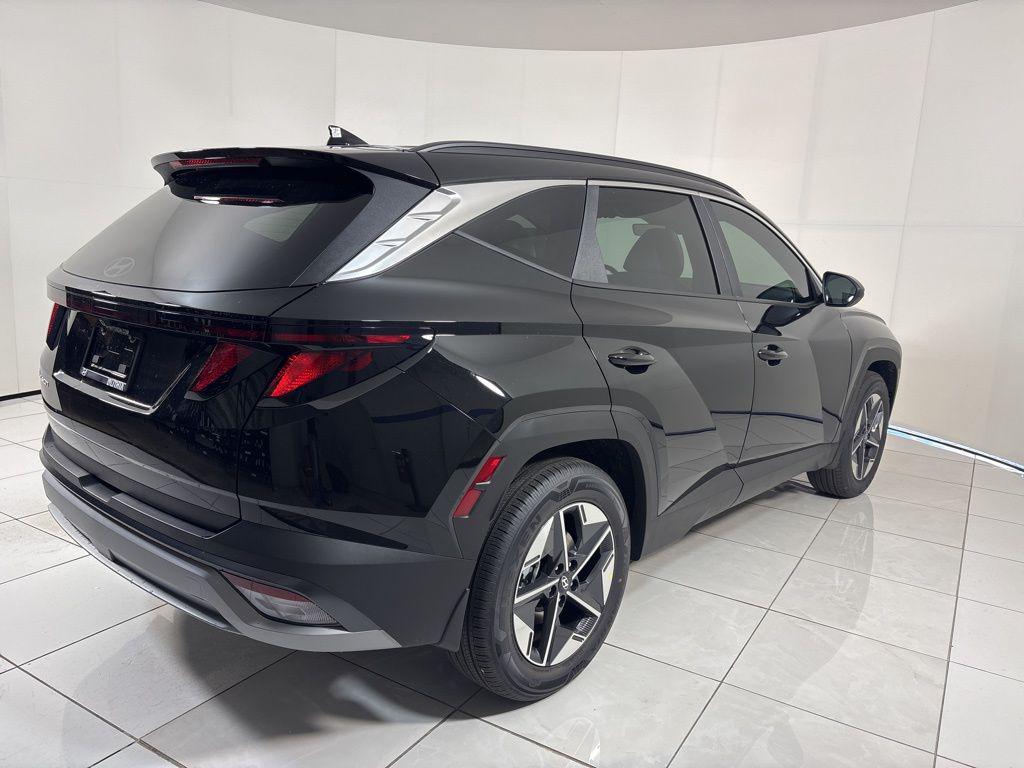 Thumbnail: 2026 Hyundai Tucson - 5