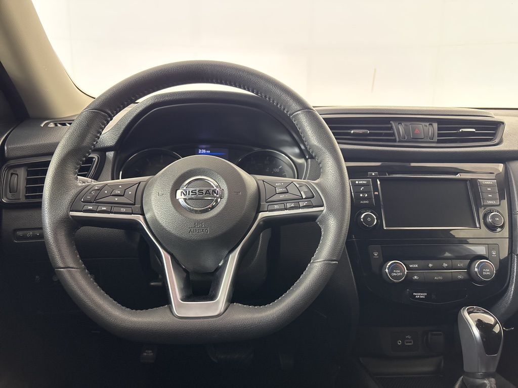 Thumbnail: 2020 Nissan Rogue - 22