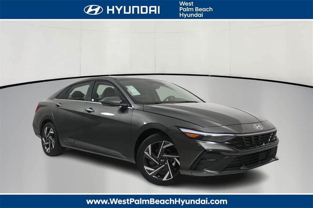 New 2025 Hyundai Elantra SEL Convenience Sedan