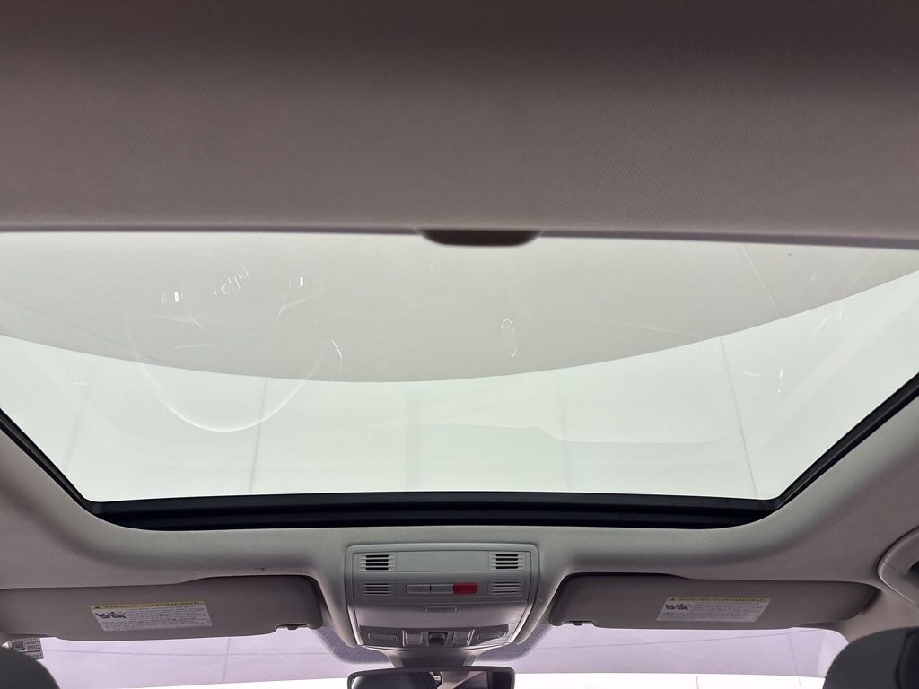 Thumbnail: 2019 Volkswagen Jetta - 21