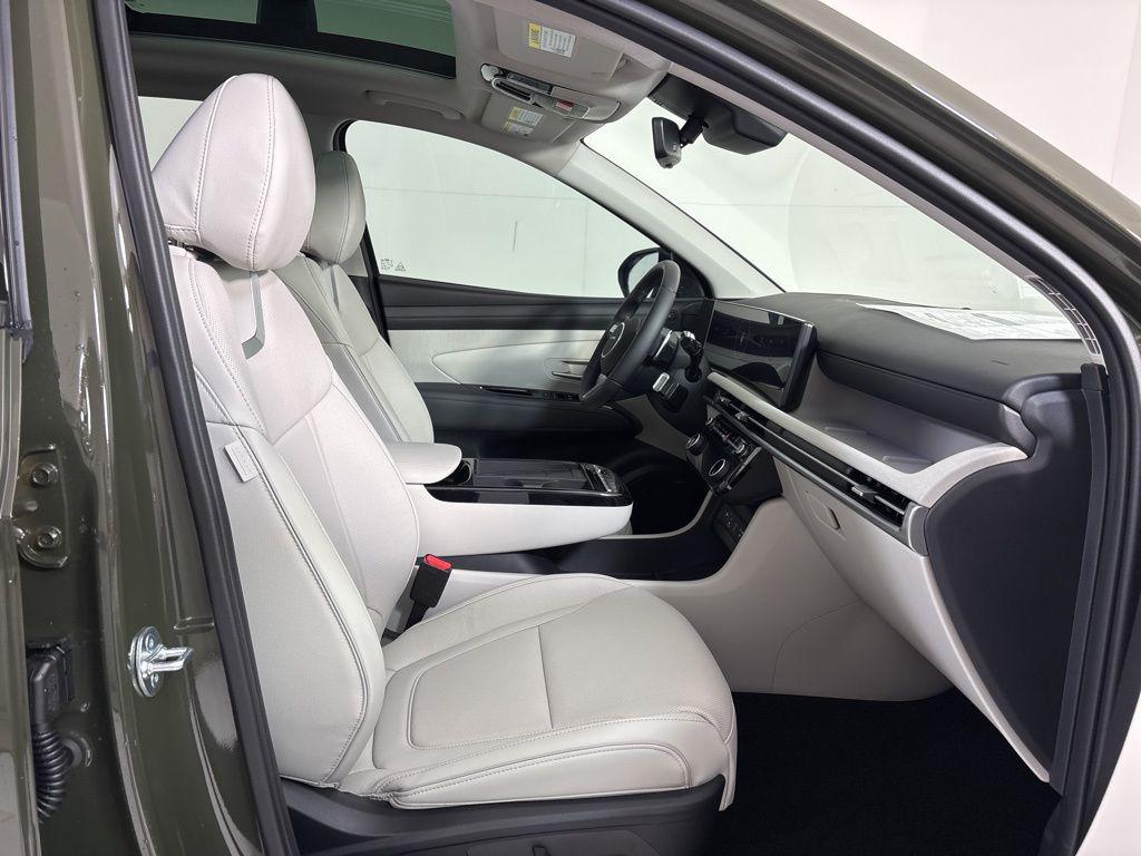 Thumbnail: 2026 Hyundai Tucson - 12