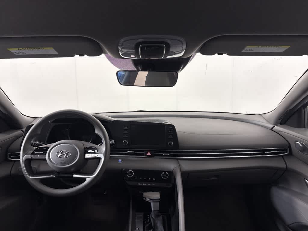 Thumbnail: 2023 Hyundai Elantra - 15