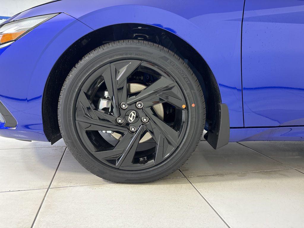 Thumbnail: 2026 Hyundai Elantra - 9