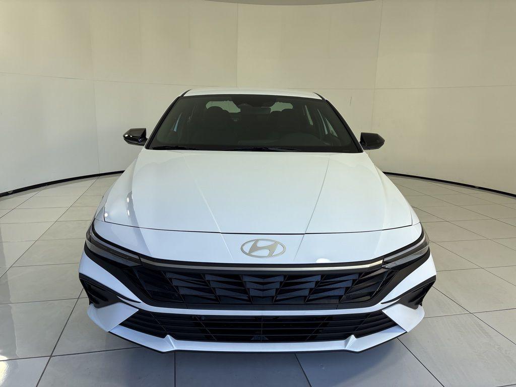 Thumbnail: 2025 Hyundai Elantra - 8