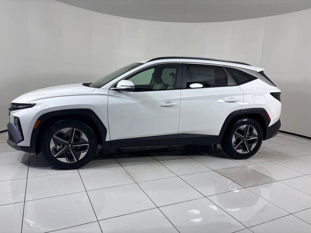 New 2026 Hyundai Tucson SEL Premium FWD SUV