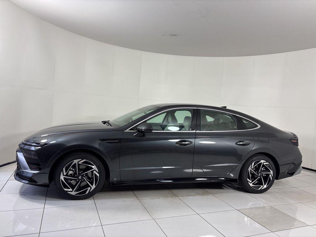 Thumbnail: 2026 Hyundai Sonata - 2