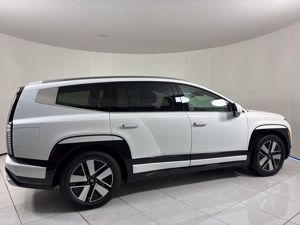 Thumbnail: 2026 Hyundai Ioniq - 6