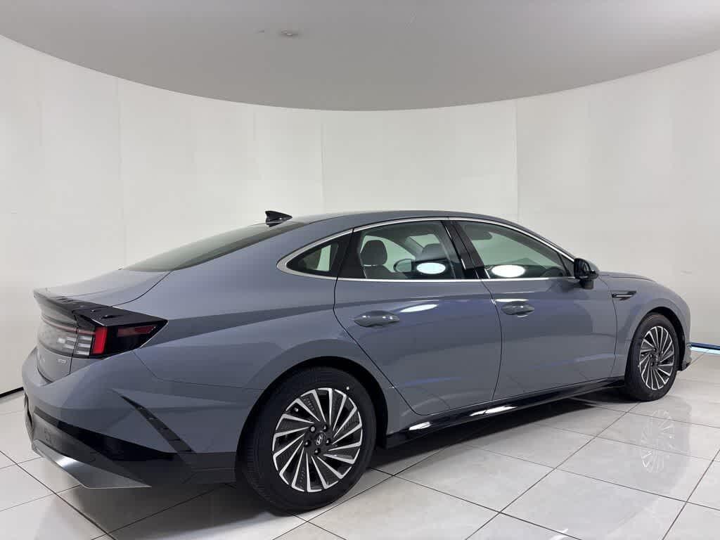 Thumbnail: 2025 Hyundai Sonata - 5