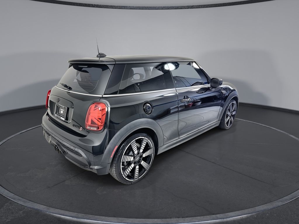 Thumbnail: 2023 MINI Cooper - 8