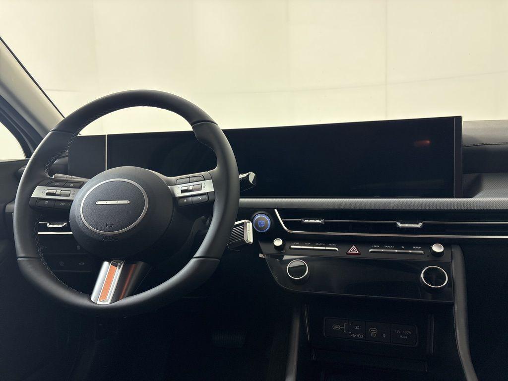 Thumbnail: 2026 Hyundai Sonata - 21