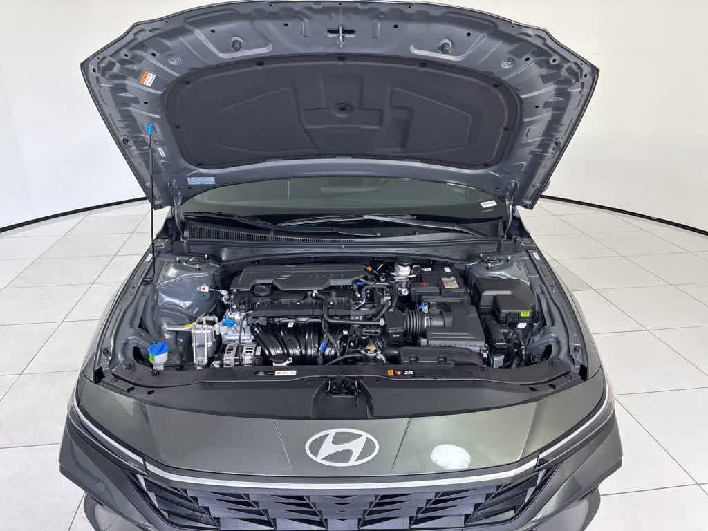 Thumbnail: 2026 Hyundai Elantra - 11