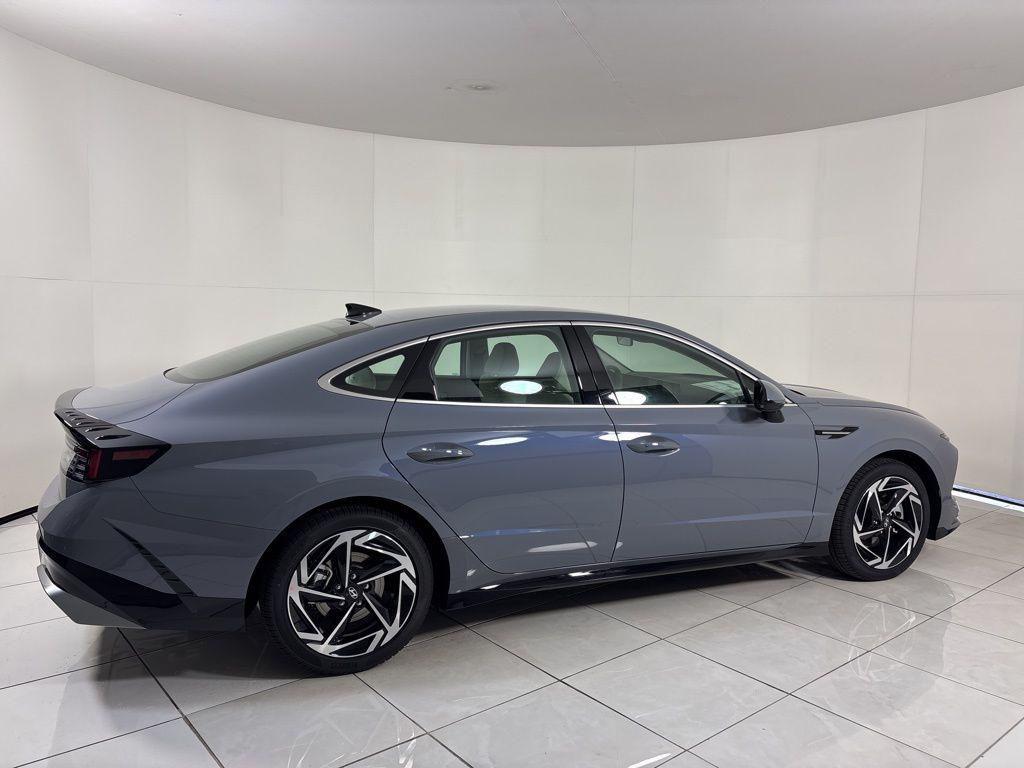 Thumbnail: 2026 Hyundai Sonata - 6