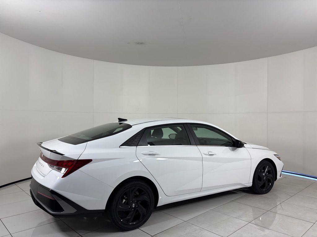 Thumbnail: 2026 Hyundai Elantra - 5