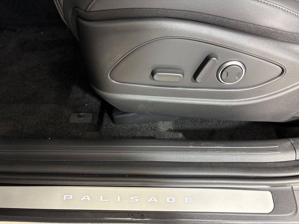 Thumbnail: 2026 Hyundai Palisade - 16