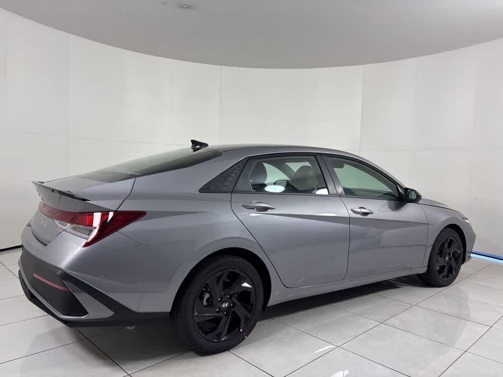 Thumbnail: 2026 Hyundai Elantra - 5