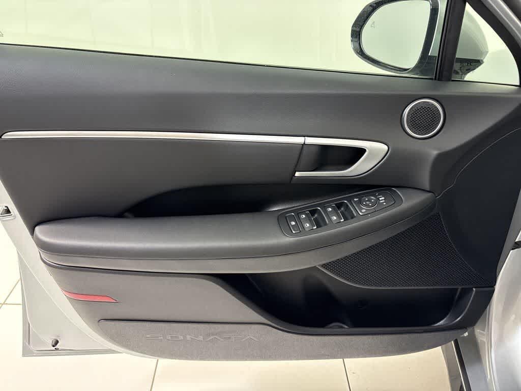 Thumbnail: 2025 Hyundai Sonata - 16