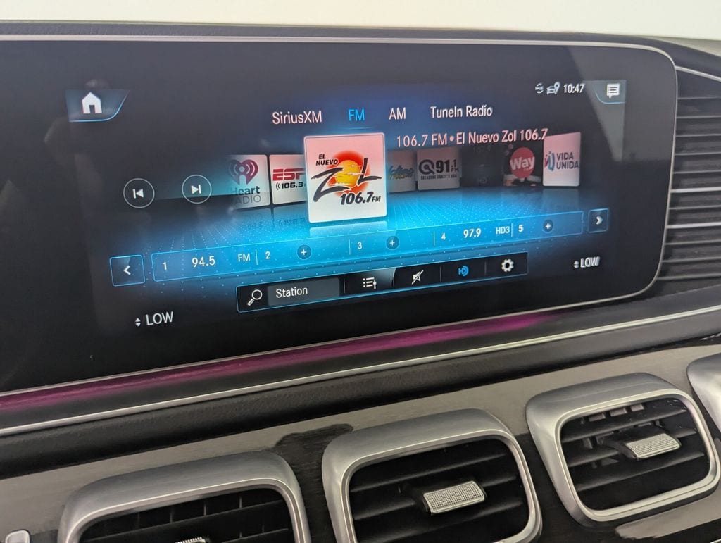 Thumbnail: 2021 Mercedes-Benz GLS - 26