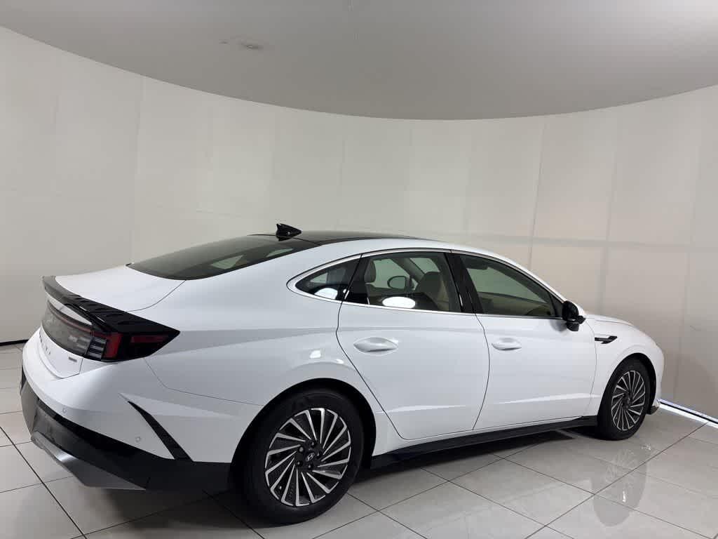 Thumbnail: 2025 Hyundai Sonata - 5