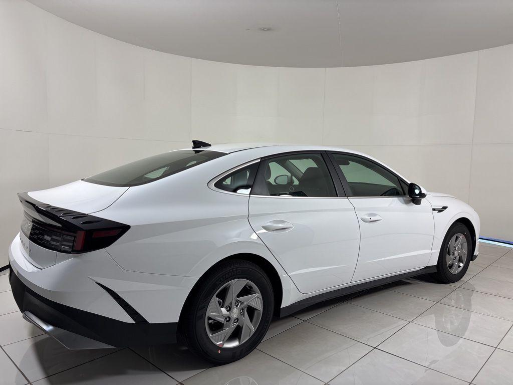 Thumbnail: 2026 Hyundai Sonata - 5