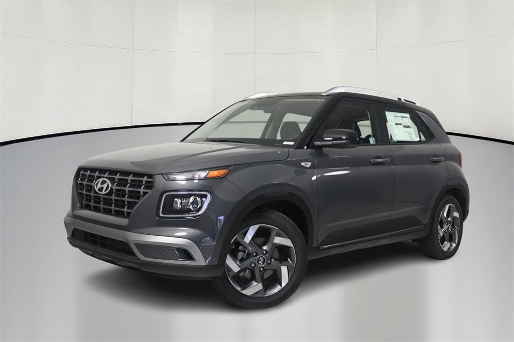 Thumbnail: 2025 Hyundai Venue - 3