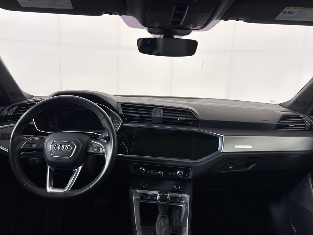 Thumbnail: 2023 Audi Q3 - 22