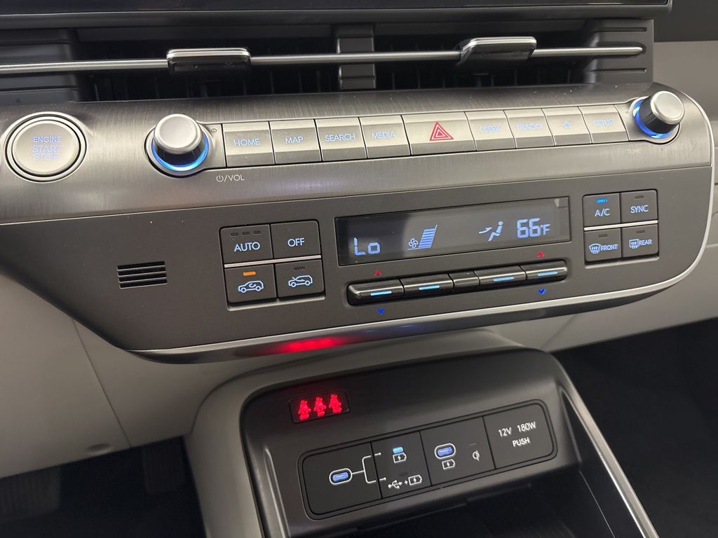 2025 Hyundai Kona SEL Convenience - Photo 32