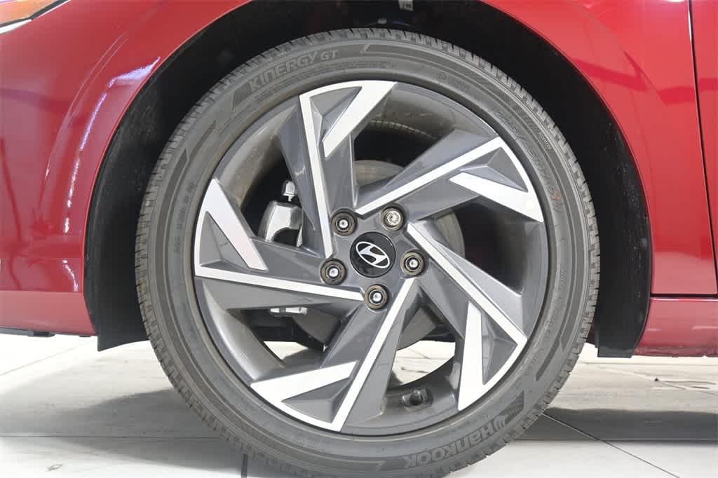 Thumbnail: 2025 Hyundai Elantra - 9