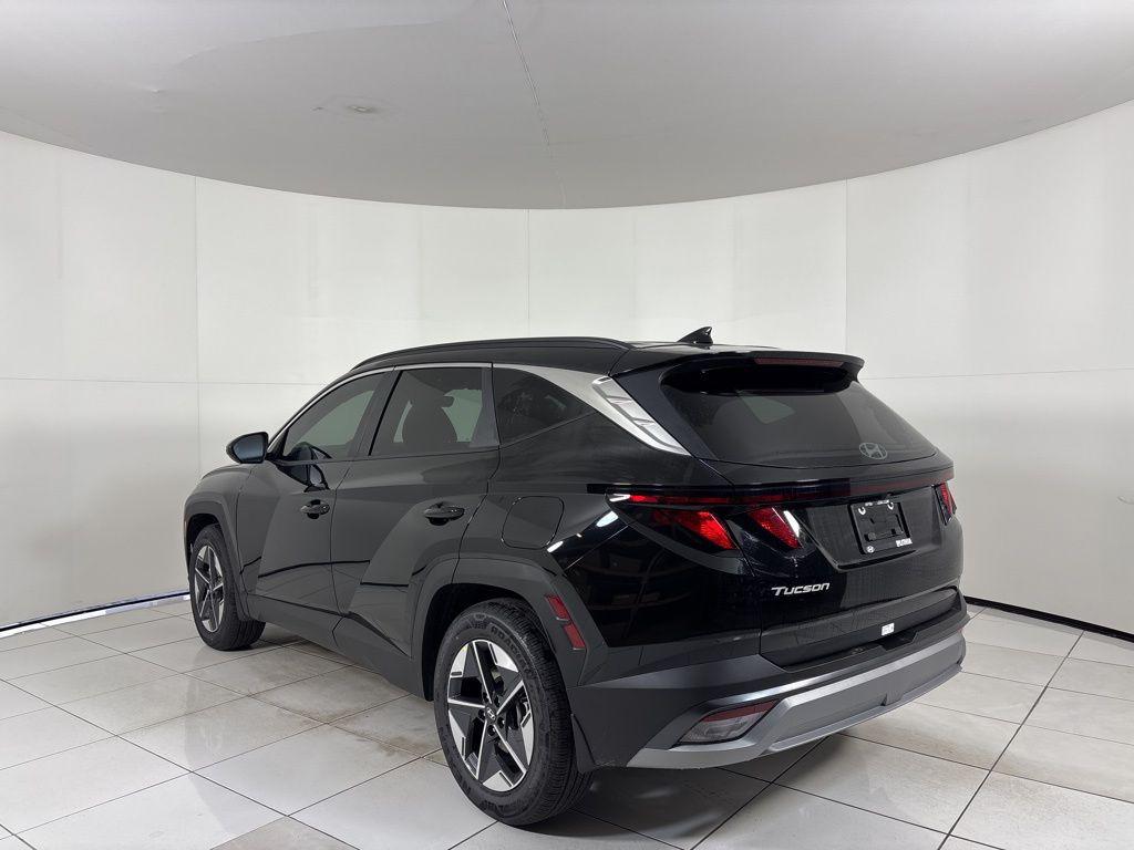 Thumbnail: 2026 Hyundai Tucson - 3