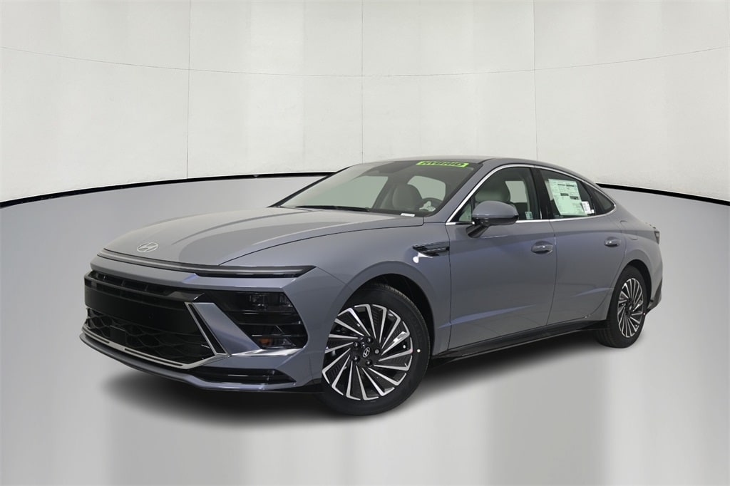 Thumbnail: 2025 Hyundai Sonata - 3