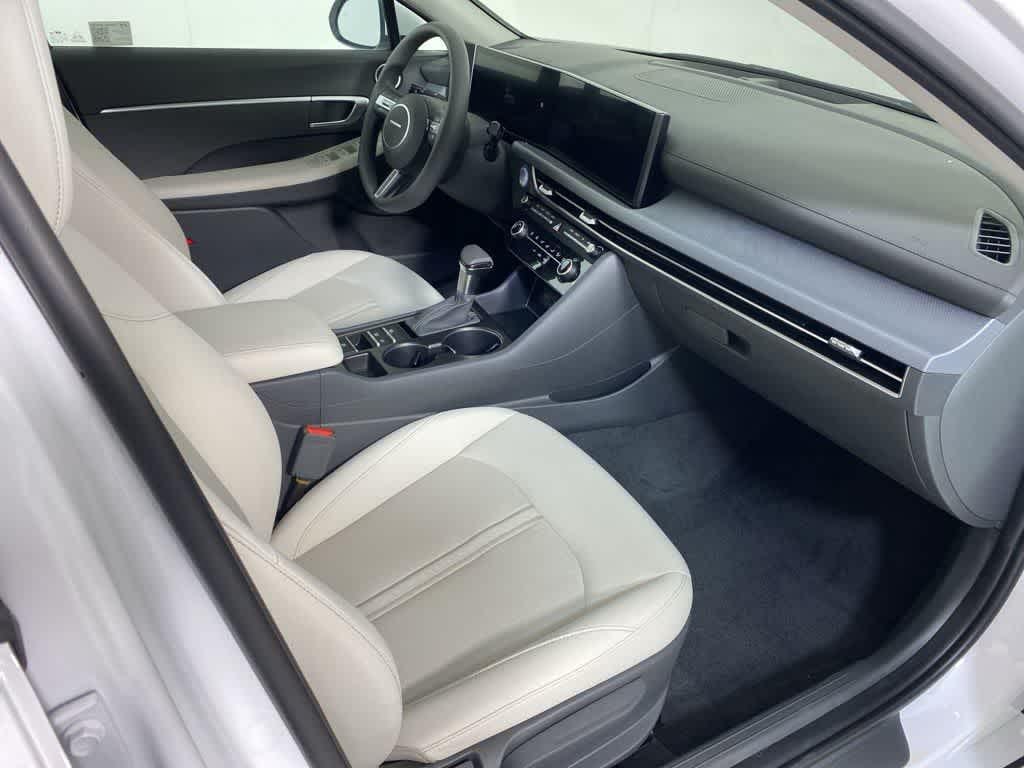 Thumbnail: 2025 Hyundai Sonata - 13