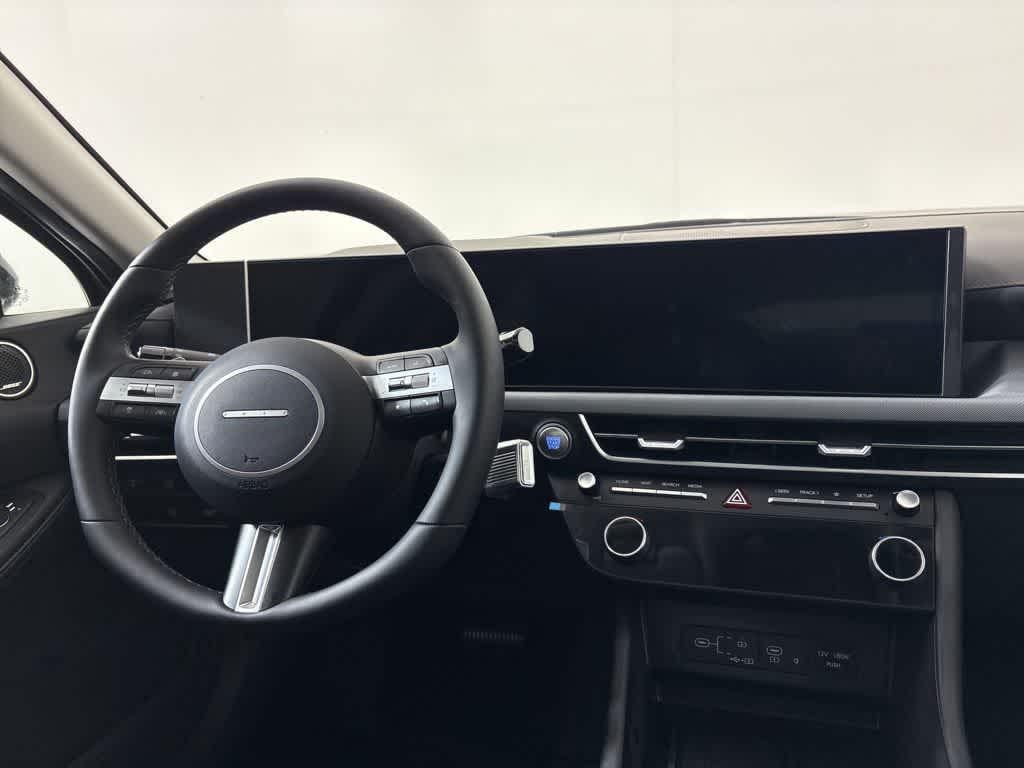 Thumbnail: 2025 Hyundai Sonata - 21