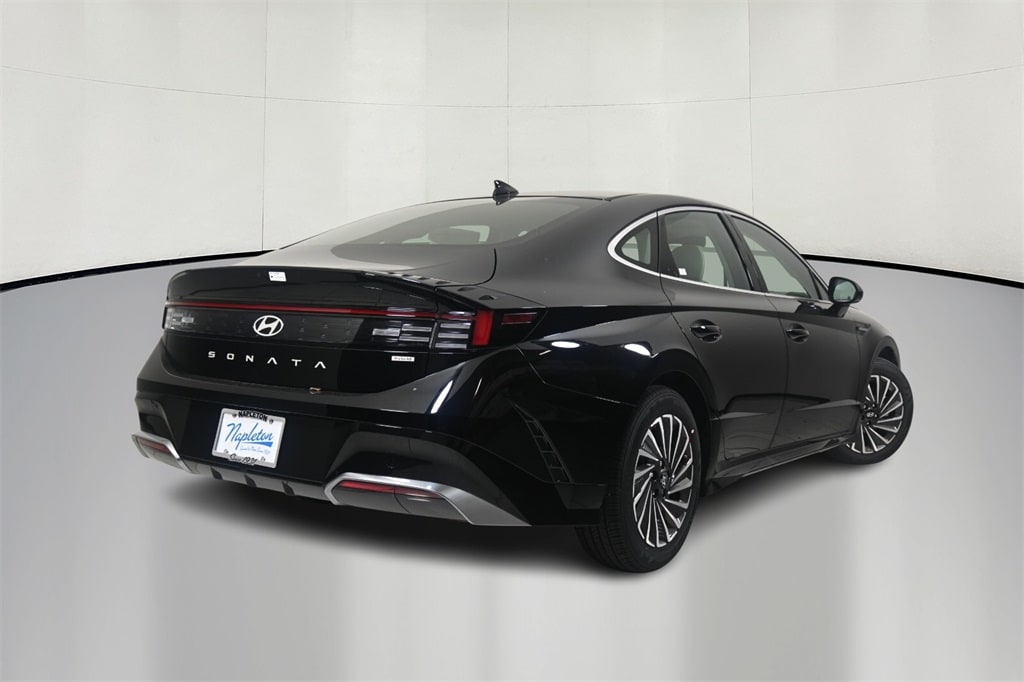 Thumbnail: 2025 Hyundai Sonata - 7