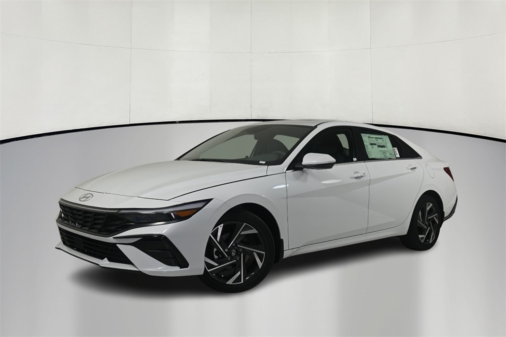 Thumbnail: 2025 Hyundai Elantra - 3