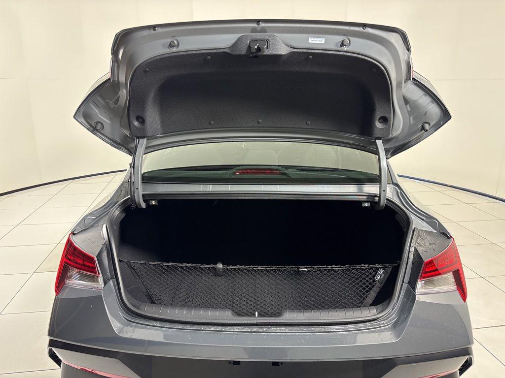 Thumbnail: 2026 Hyundai Elantra - 23